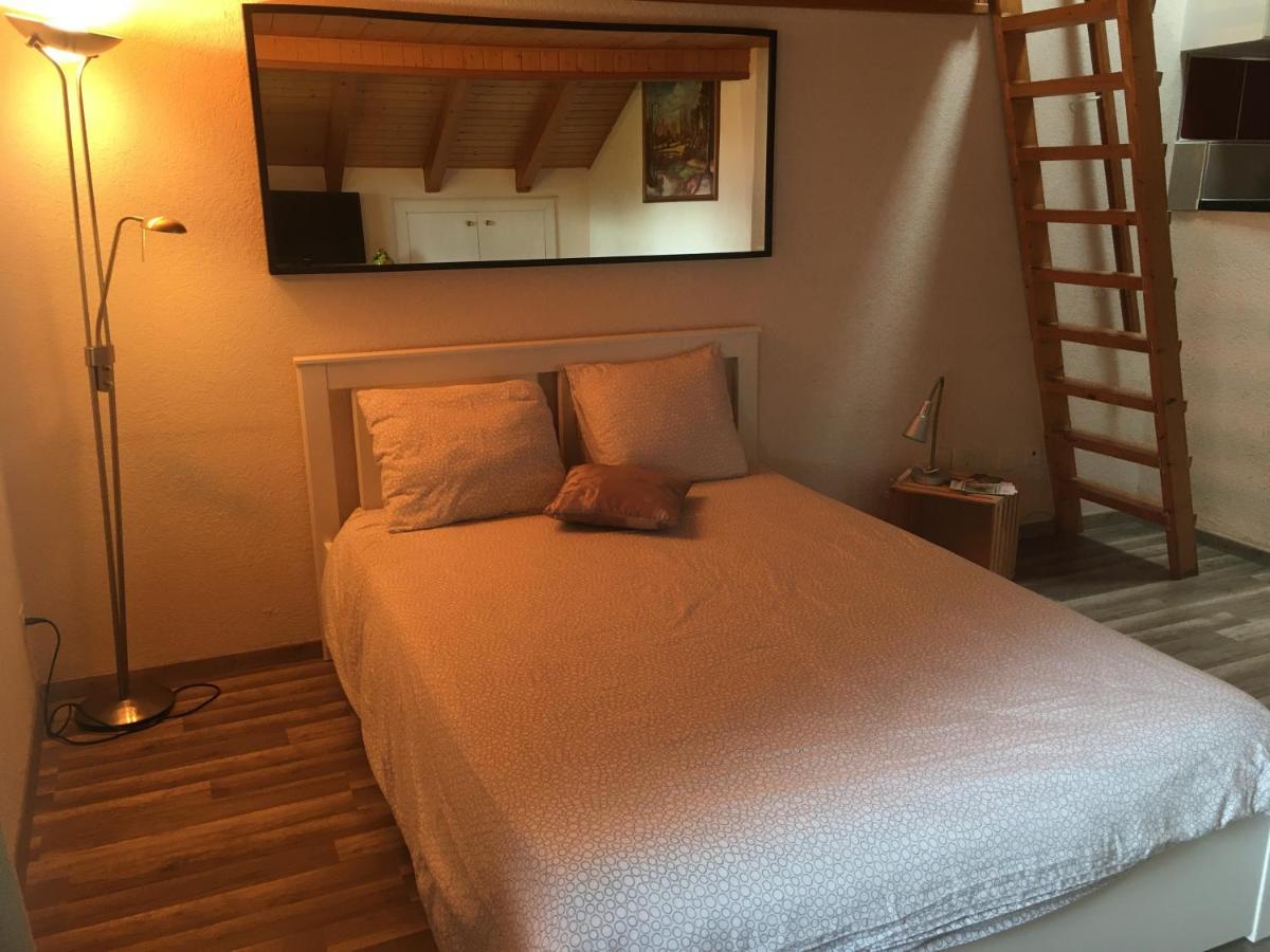 Domaine Viticole Bed and Breakfast Tartegnin Buitenkant foto